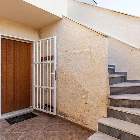 Sun And Relax At The Tropicana Prázdninový dům