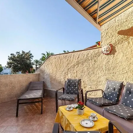 Sun And Relax At The Tropicana *